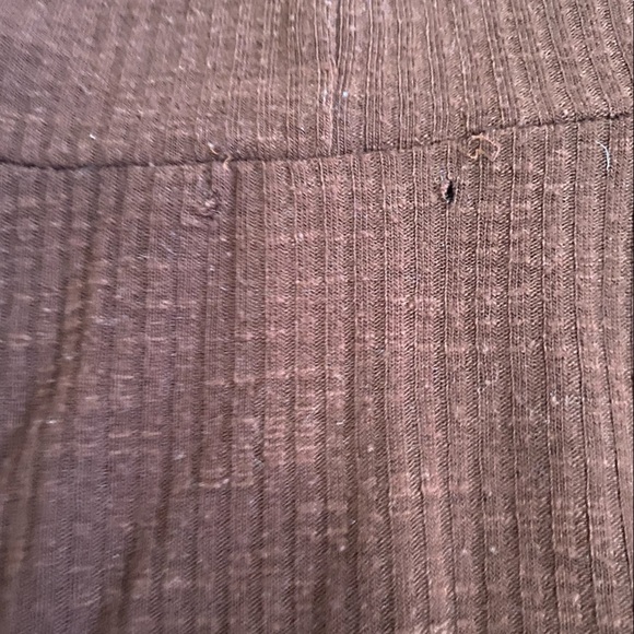 Brown turtle neck tank top with tie at the front - Picture 6 of 11